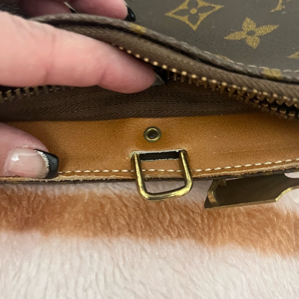 Louis Vuitton Monogram laptop bag - Picture 14 of 14